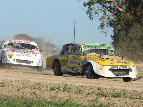 APAC: Adrián Junco 4° en la Clase "B"