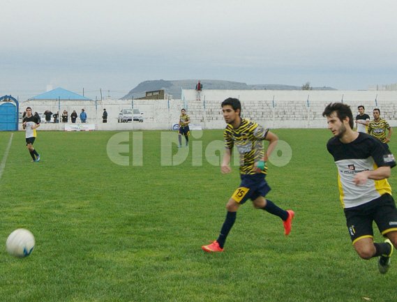 Sportivo Trabajo volvió a sumar de a tres