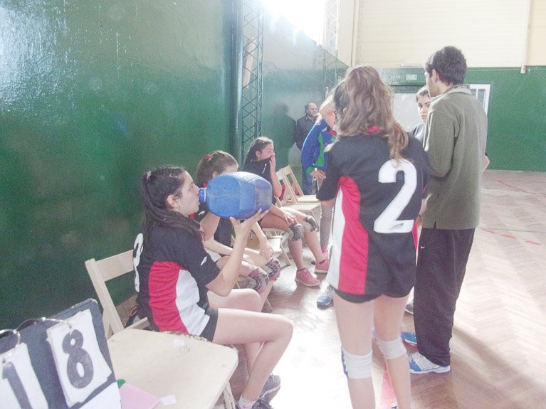 Victoria para los caballeros menores y cadetes 