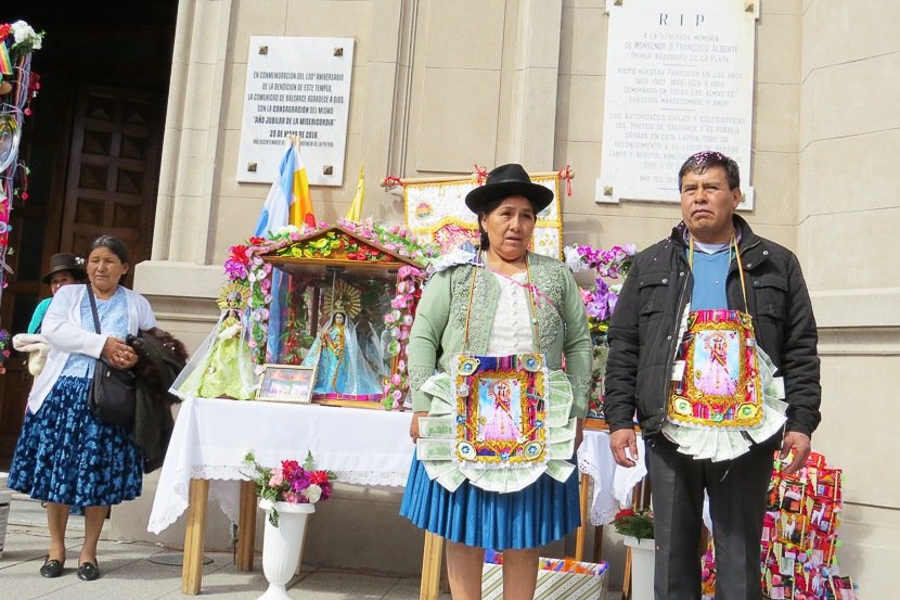 La comunidad boliviana celebró la festividad  de la Virgen de Urkupiña