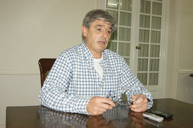 Acusó el presidente del Auto Club al Intendente por "tráfico de influencias"