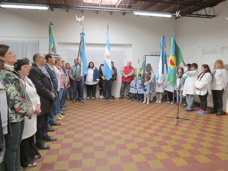 Con el ímpetu de Güemes y la "locura" del Quijote como banderas, la E.P Nº 9 celebró sus 130 años 
