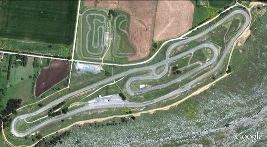 La AAB entregó a Reino el plano de reformas del autódromo