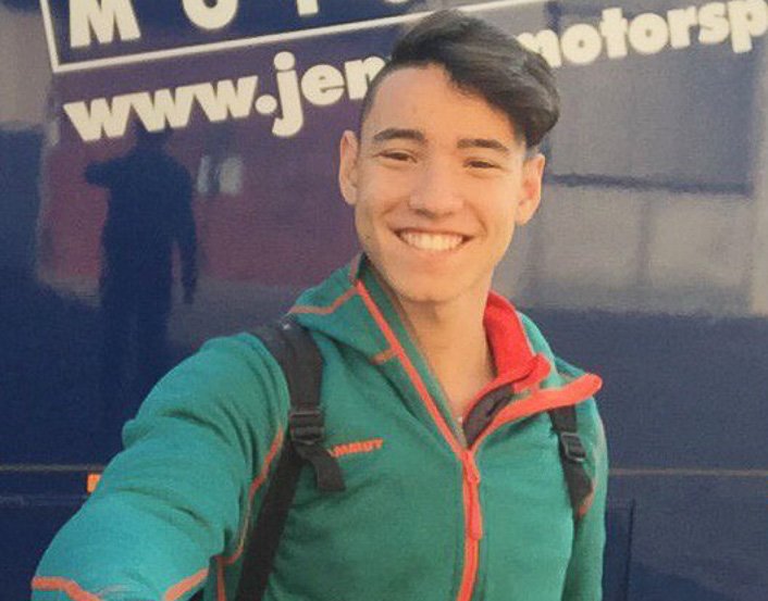  "Te preparan para ser un piloto profesional"