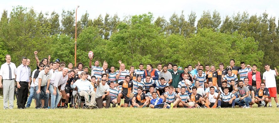 Campo de Pato jugó con equipo de internos del penal de Batán 