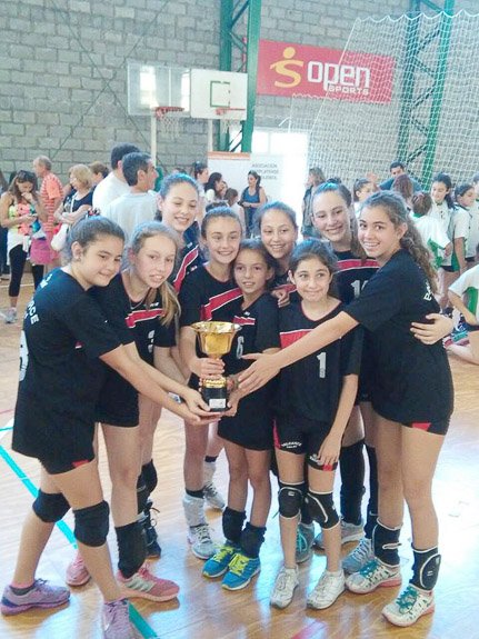 Balcarce Voley ganó  la Copa de Plata