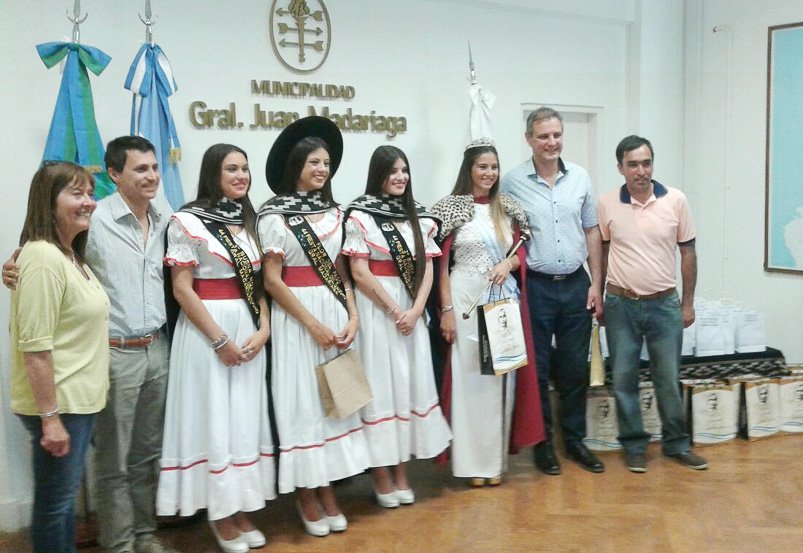 La Reina del Automovilismo en  la Fiesta Nacional del Gaucho