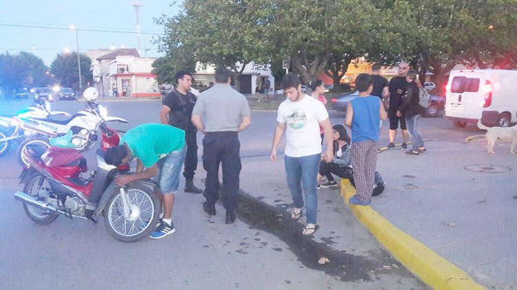 Choque en avenida del Valle