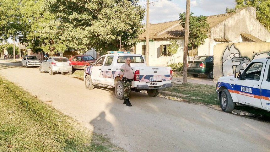Por el intento de robo a la familia Molina, la Policía allanó una vivienda del barrio Hipólito Yrigoyen