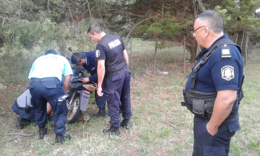 Recuperan moto que había sido robada