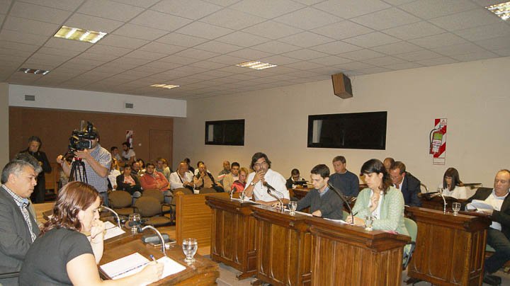 Unánime repudio del Concejo a la represión y a todo tipo de violencia 