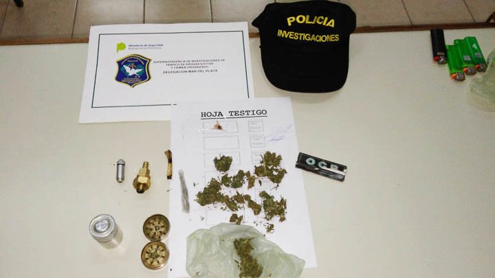 Tres detenidos por tenencia de droga