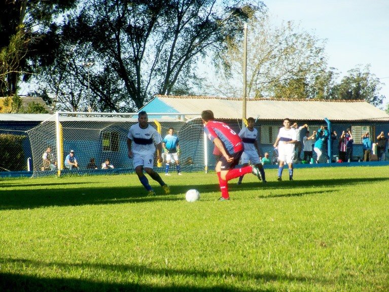 Igualaron en uno San Lorenzo y El Riojano 