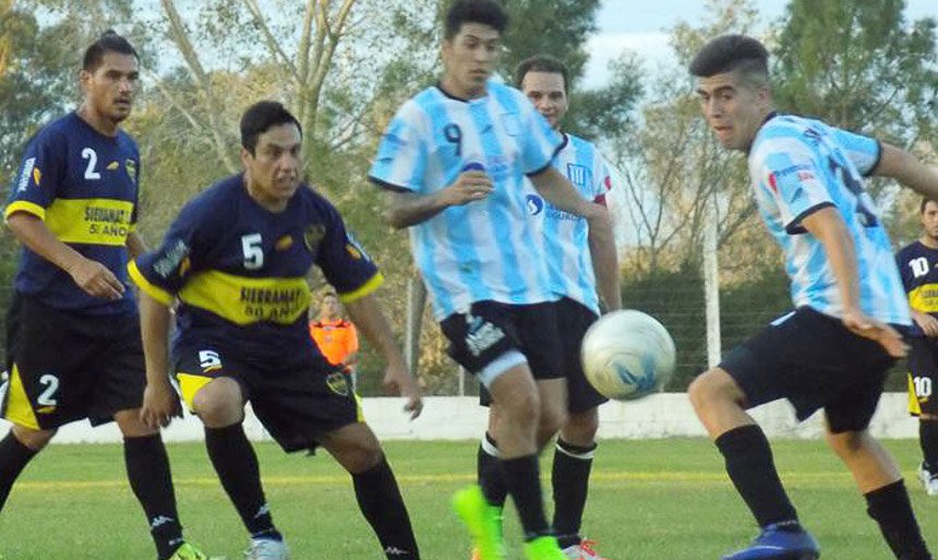 Racing se llevó por delante a Boca