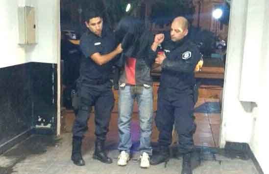 Detenido por disturbios y  resistencia a la autoridad