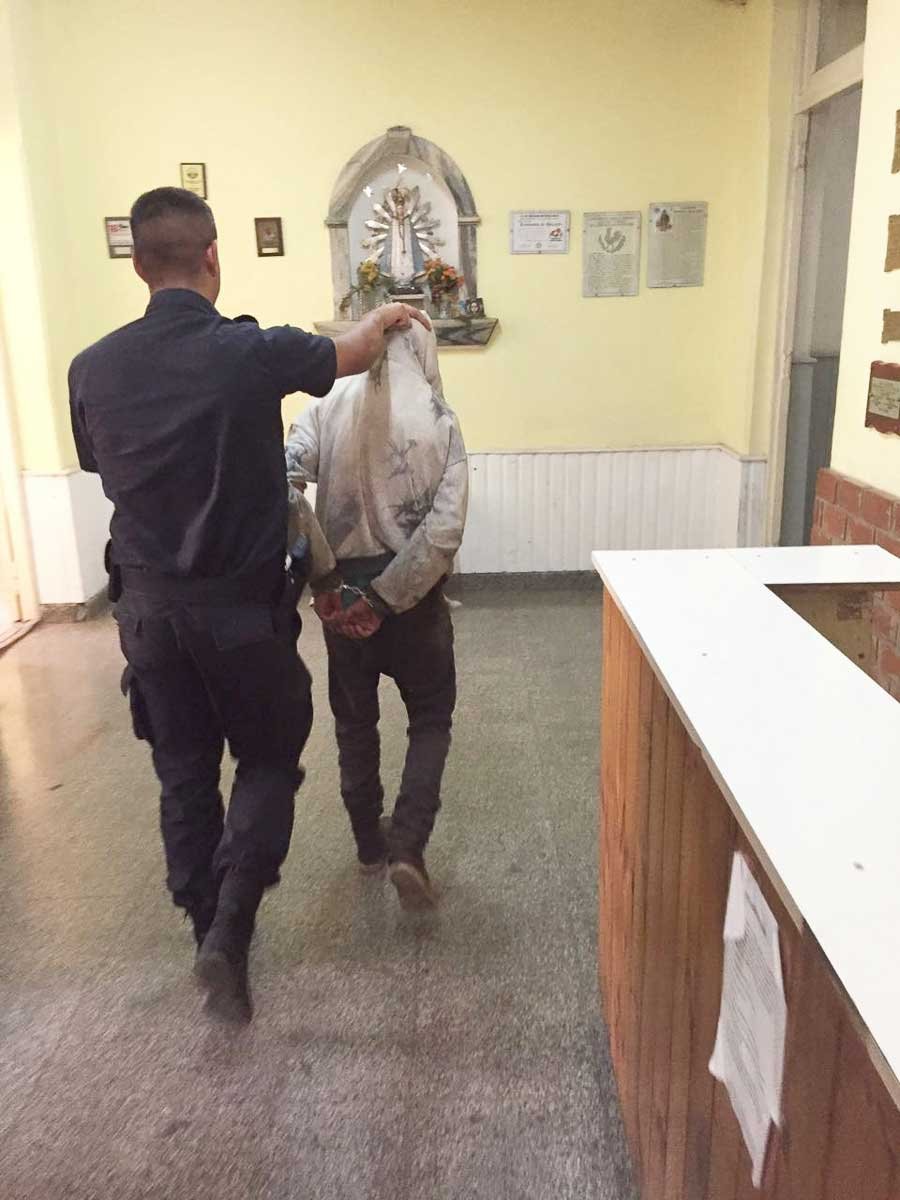 Ebrio y agresivo: terminó detenido