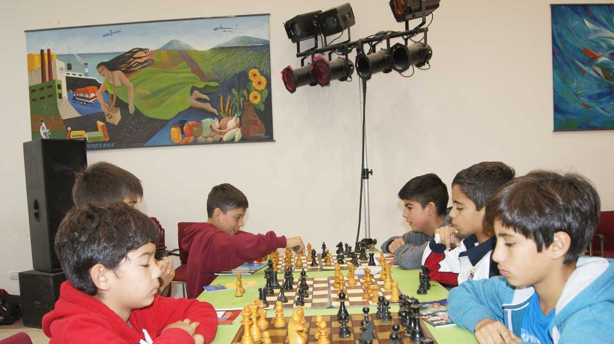 Aprendiendo a pensar, jugando