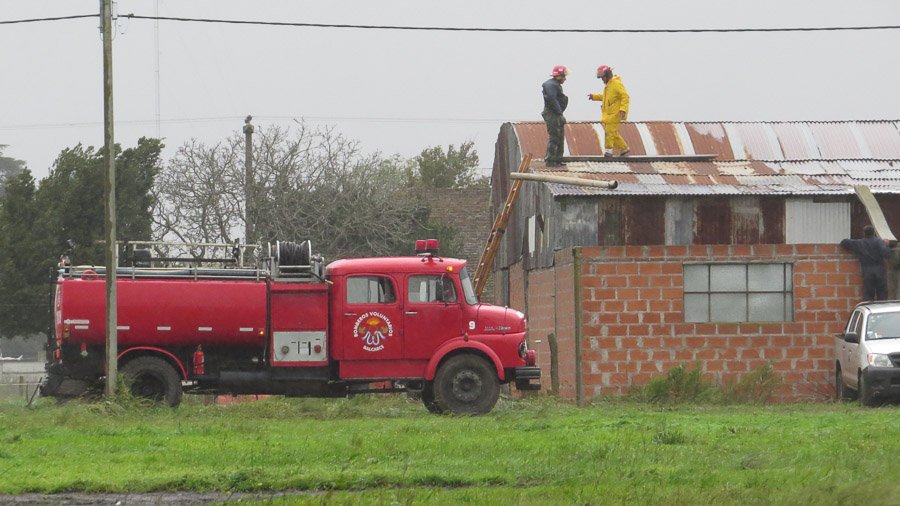 Voladuras de techos y otros inconvenientes por el temporal
