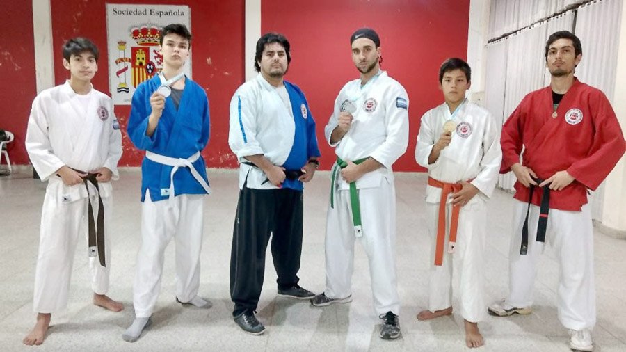Tres medallas obtuvo el ADD en la Copa AKAM 