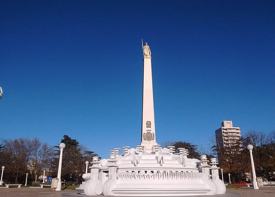 Quieren devolverle a Balcarce un ícono arquitectónico como lo fue "la torta"