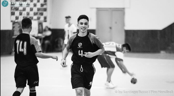 Luca Dininno entre la selección y  Once Unidos de Mar del Plata 