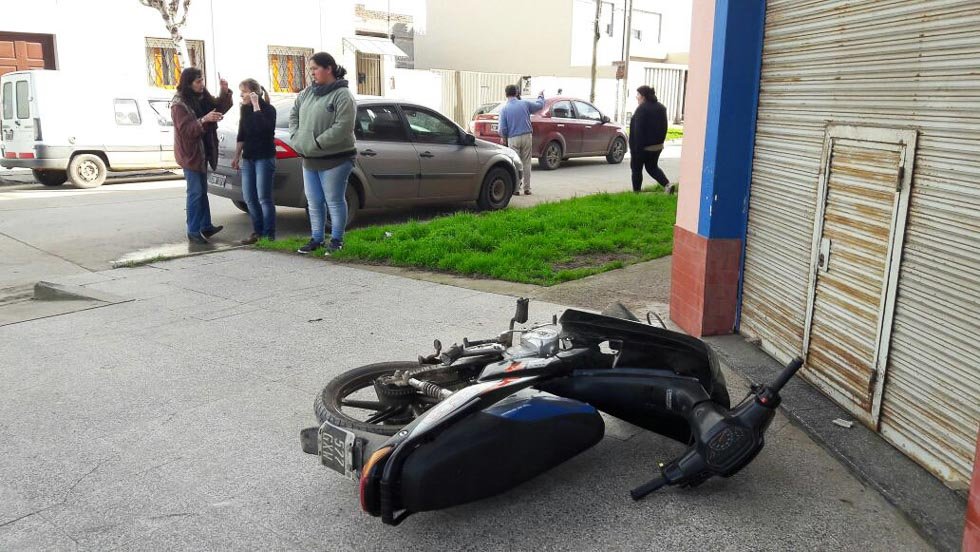Heridas de consideración recibió una motociclista