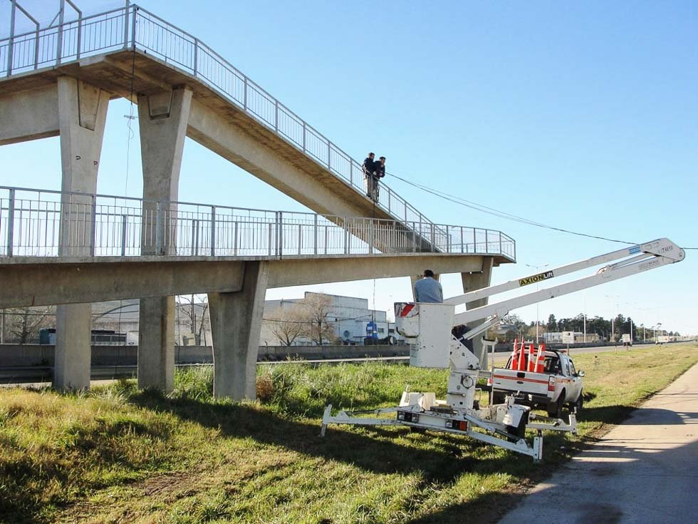 Continúa la colocación de 33 nuevas cámaras de seguridad