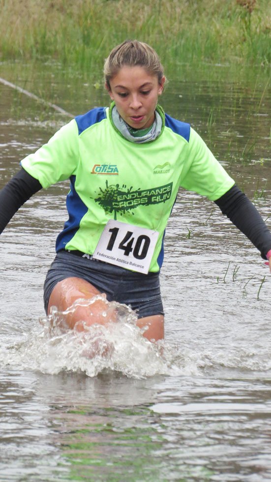 Luengo y Simoiz triunfaron en el Endurance Cross Run 