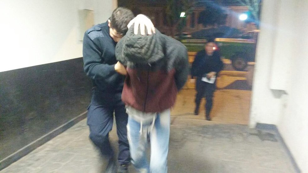 La Policía fue a un choque  y encontró una moto robada