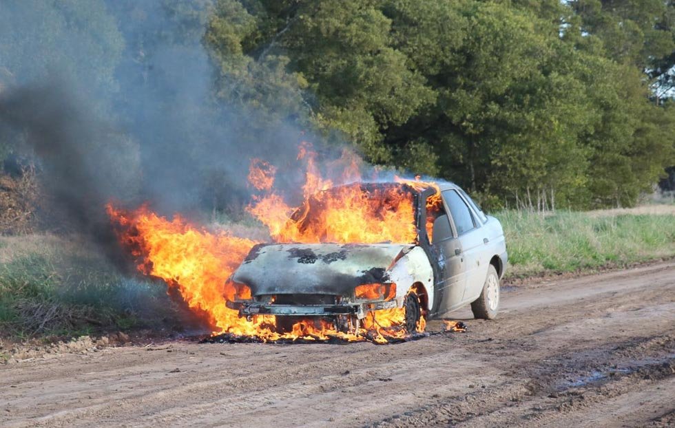 Se quemó dos veces el mismo automóvil