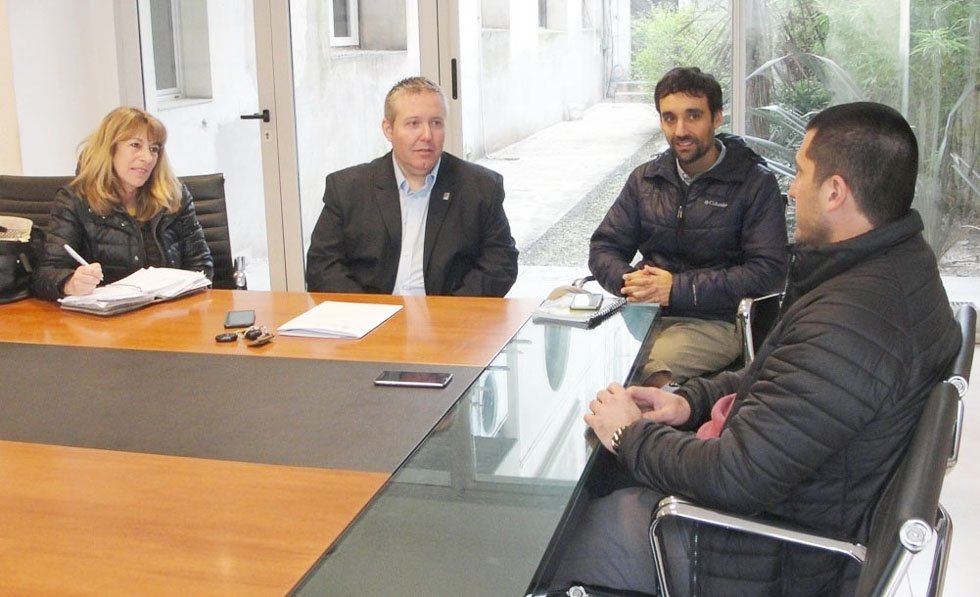 Carballo se reunió con representantes del INTI