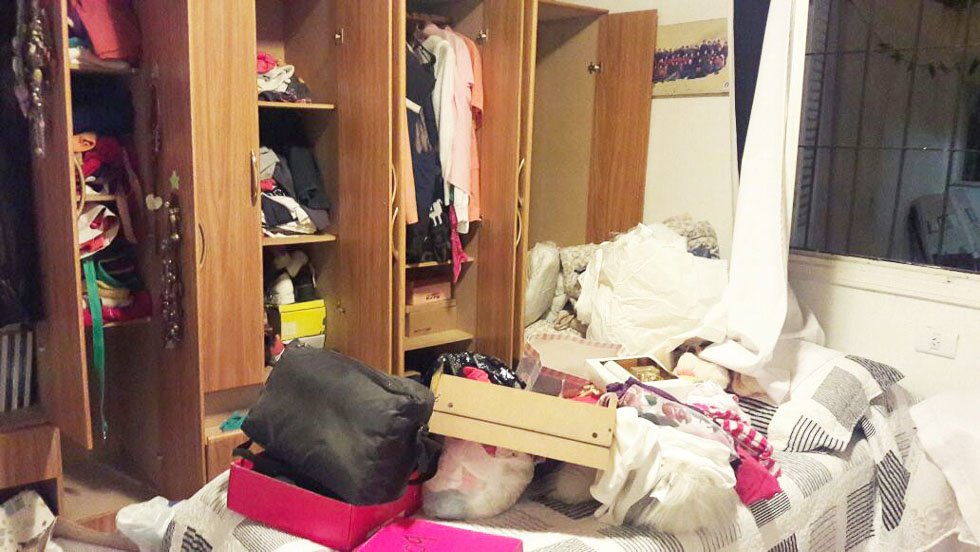 Faltaron una hora y le desvalijaron la casa
