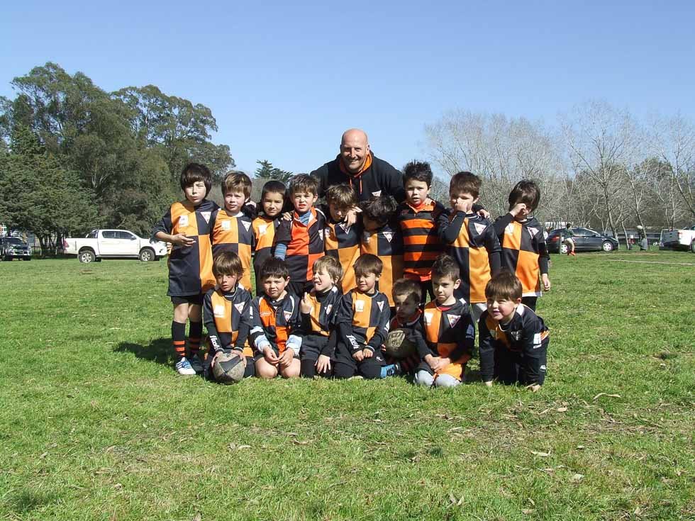 Multitudinario encuentro de rugby infantil 