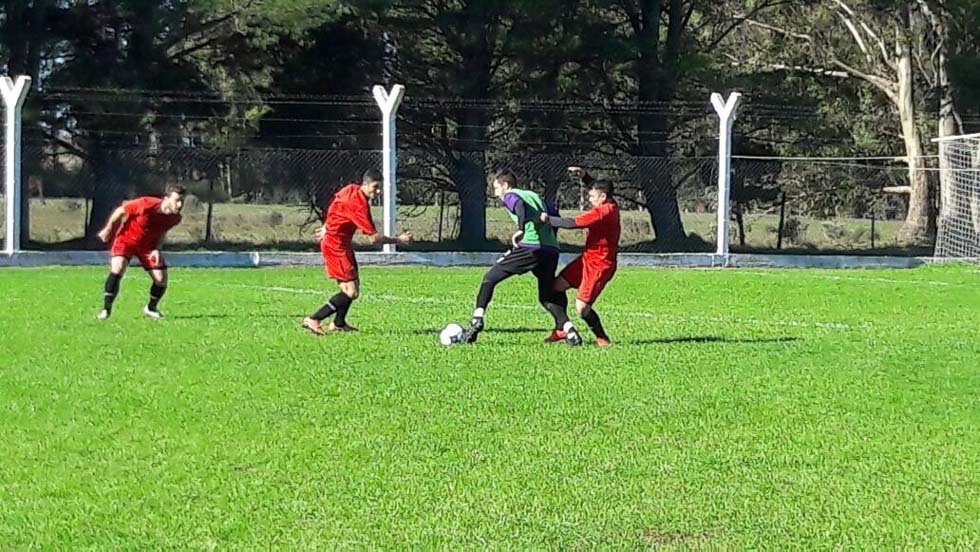 Villa Dalmine y Amigos  Unidos jugaron un amistoso 