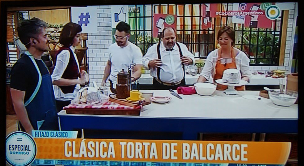 Natalia Cerezuela endulzó la  tarde de Cocineros Argentinos 