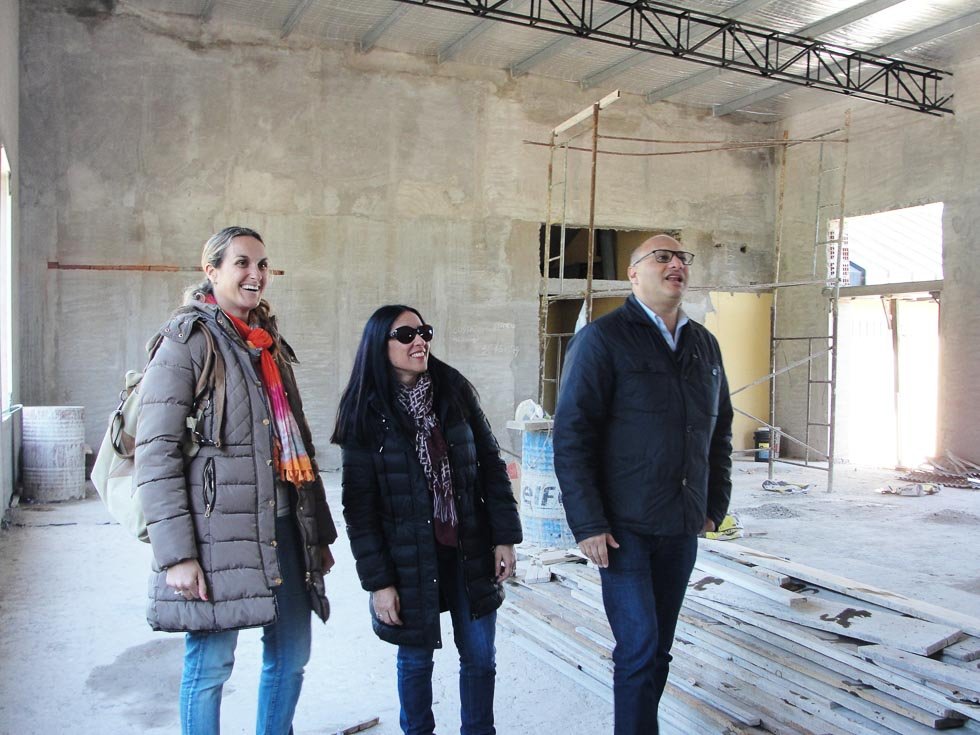 En tono de campaña, Reino criticó a  quienes prometieron y no cumplieron