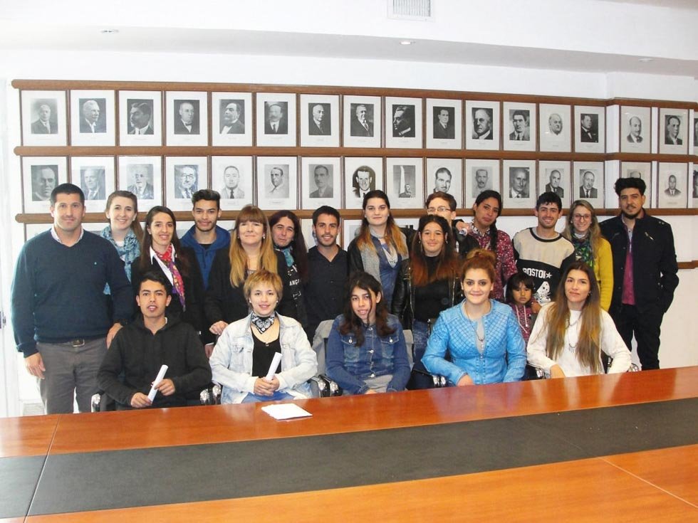 Entrega de certificados del programa "Jóvenes con más y mejor trabajo"