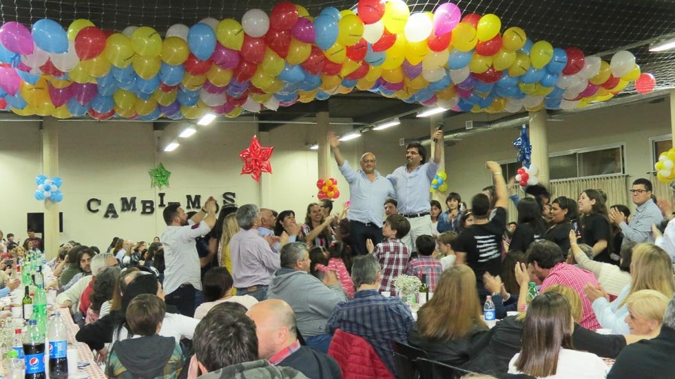 En el cierre de campaña, Reino dijo que  "en este tren hay lugar para todos" 