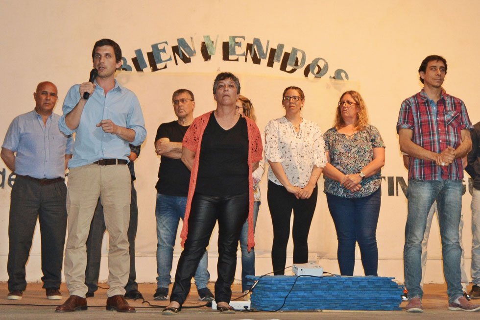 Unidad Ciudadana cerró su campaña en el club Güemes