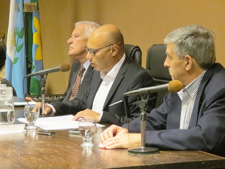 "Cambiamos la matriz tributaria por una más progresista" 