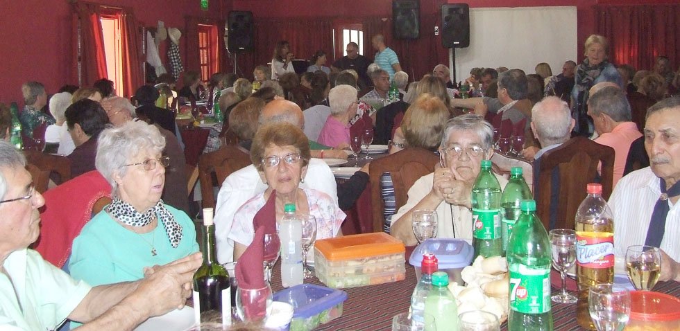 Gran cierre de actividades de Adultos Mayores 
