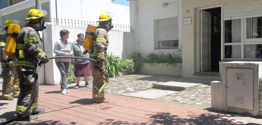 Principio de incendio en una vivienda