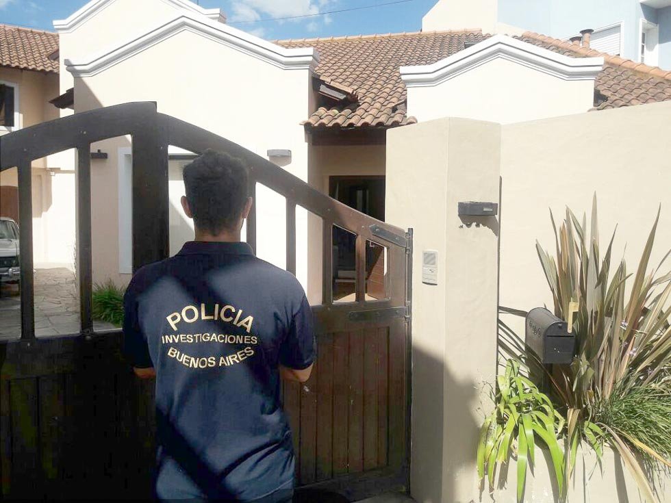 Secuestran elementos por $ 50.000 a los padres de un joven por una falsa amenaza de bomba
