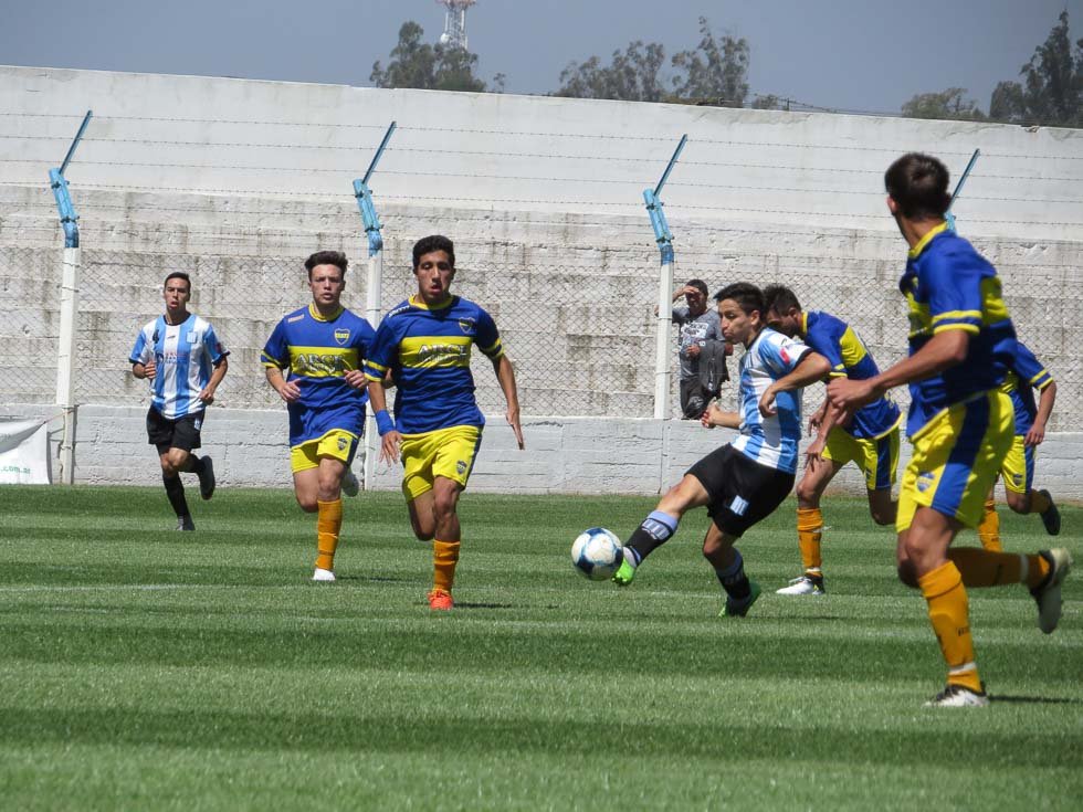 Racing sacó importante ventaja 