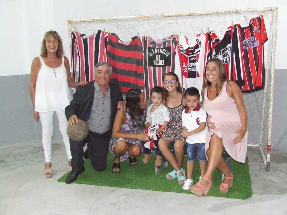 Amigos Unidos inauguró el gimnasio " Juan Antonio Colarusso" 
