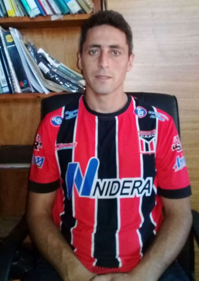 Elías Iñiguez: «Lo vivo como si fuera la última vez» 
