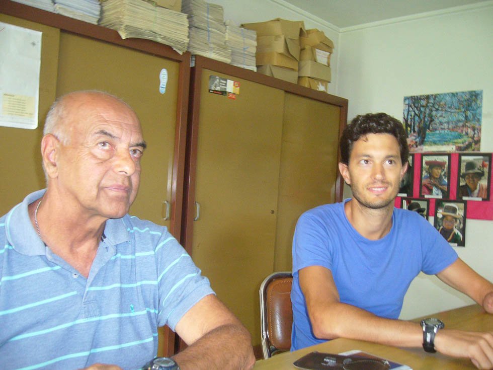 "Si los padres sueltan la mano de sus hijos y dejan  que generen destrozos en la escuela, algo está fallando"