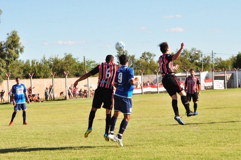 Amigos Unidos cayó por 3 a 1 ante Parque de Deportes de Labardén