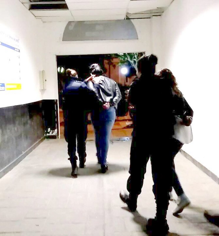 La Policía detuvo a dos «mecheras» que habían robado ropa en dos comercios