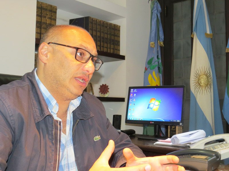 Reino: «Acá hay un hecho concreto y  preciso que merece una aclaración» 